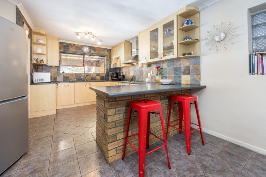 3 Bedroom Property for Sale in Soneike Western Cape